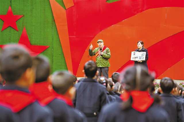 为什么年轻人下班后要副业游戏画面